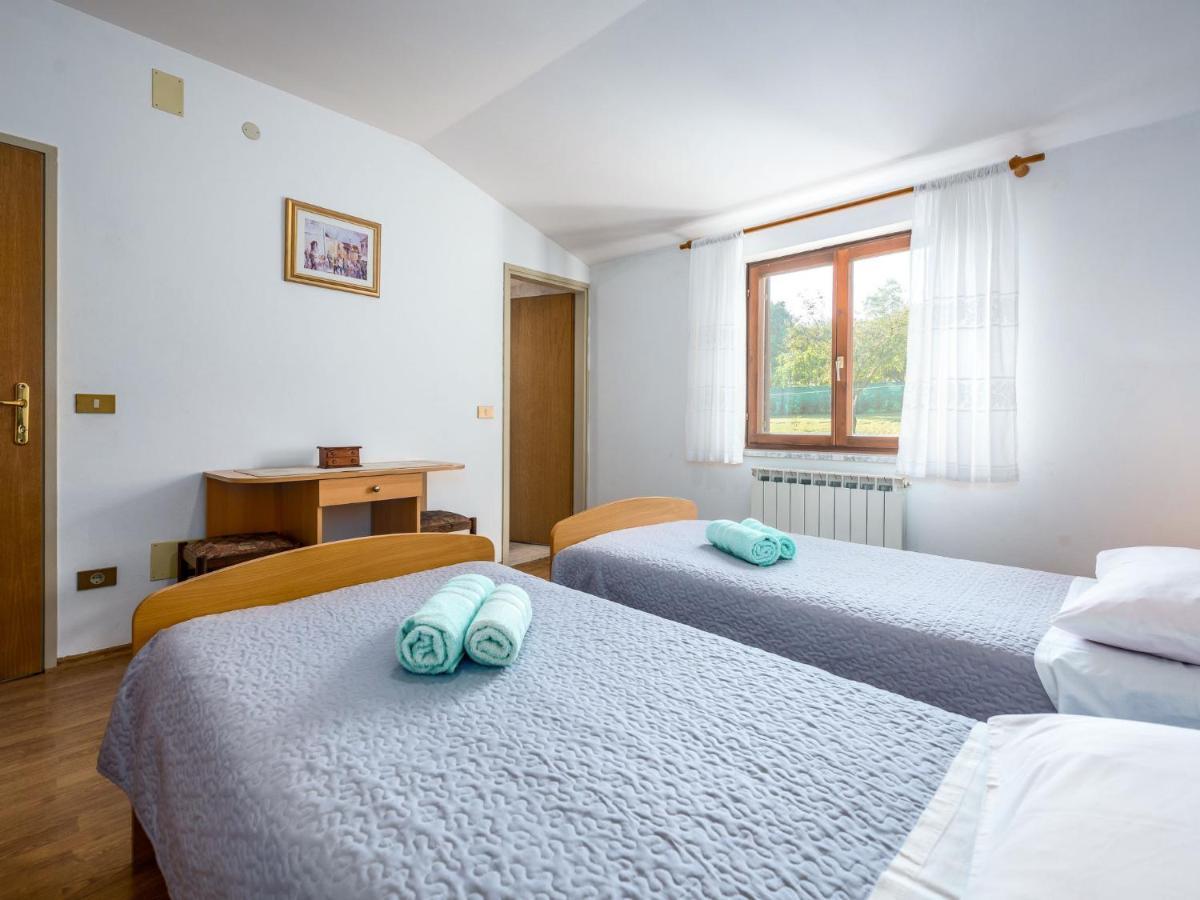 Holiday Home Hacienda - Pzn316 By Interhome Tinjan Екстер'єр фото