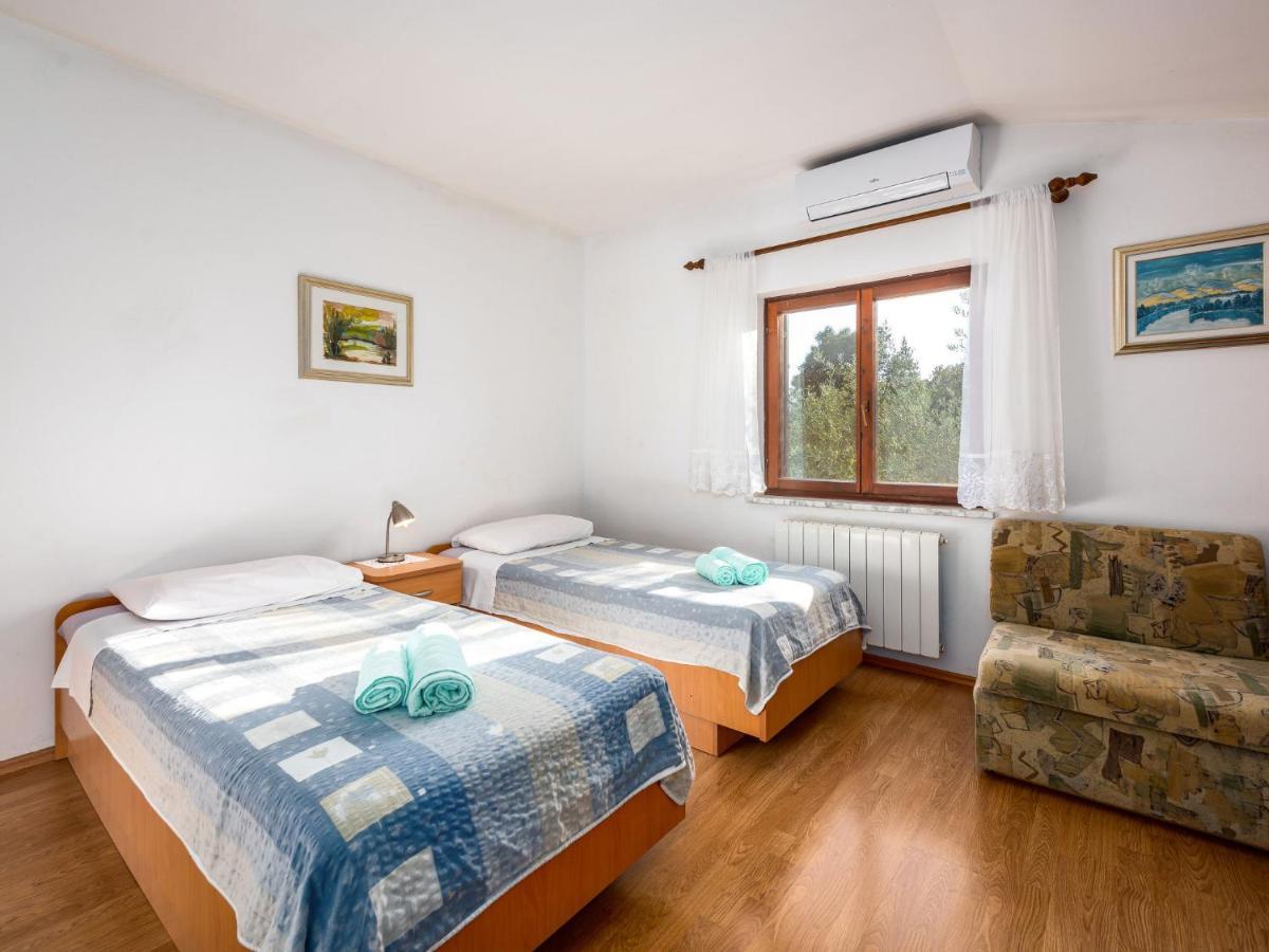 Holiday Home Hacienda - Pzn316 By Interhome Tinjan Екстер'єр фото