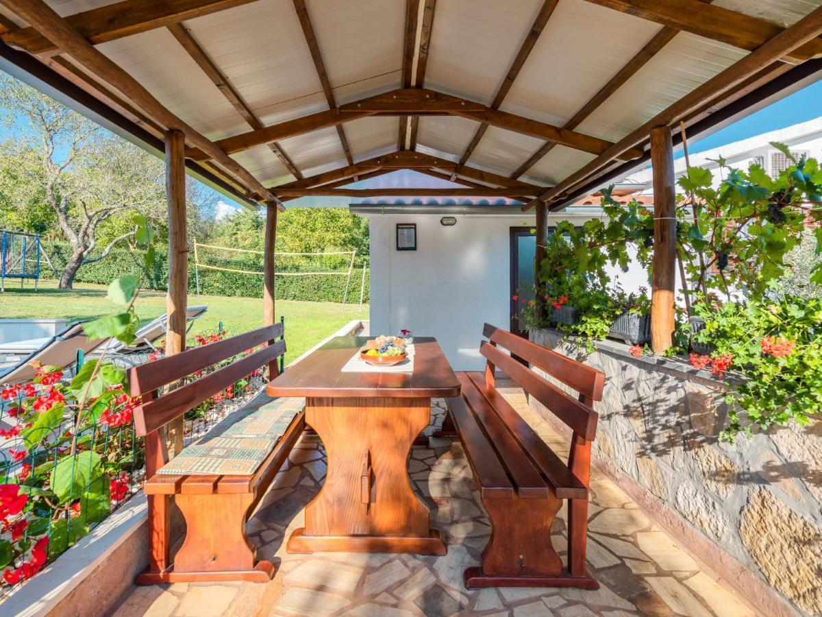 Holiday Home Hacienda - Pzn316 By Interhome Tinjan Екстер'єр фото
